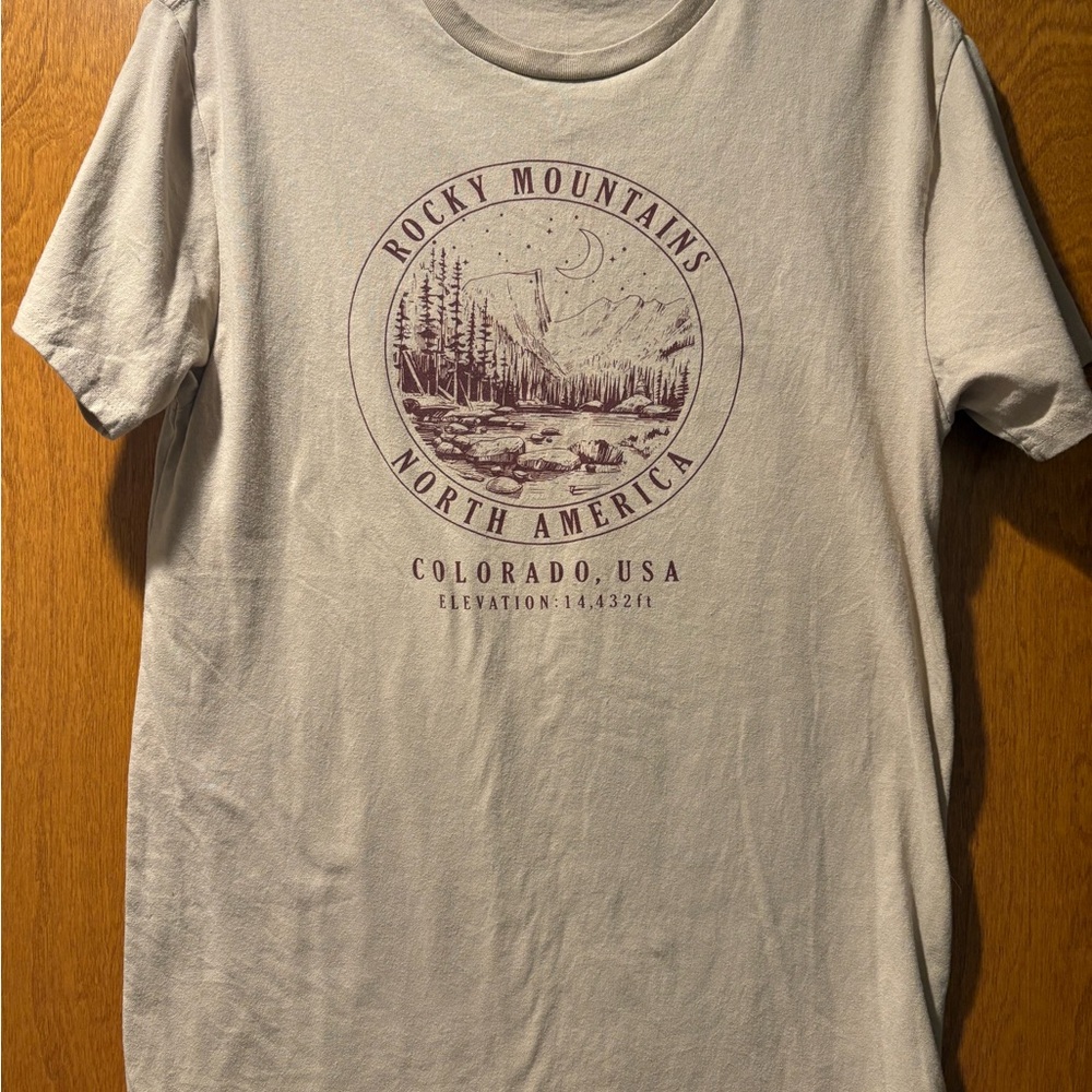 Rocky Tan Tee with Maroon Mountain Graphic